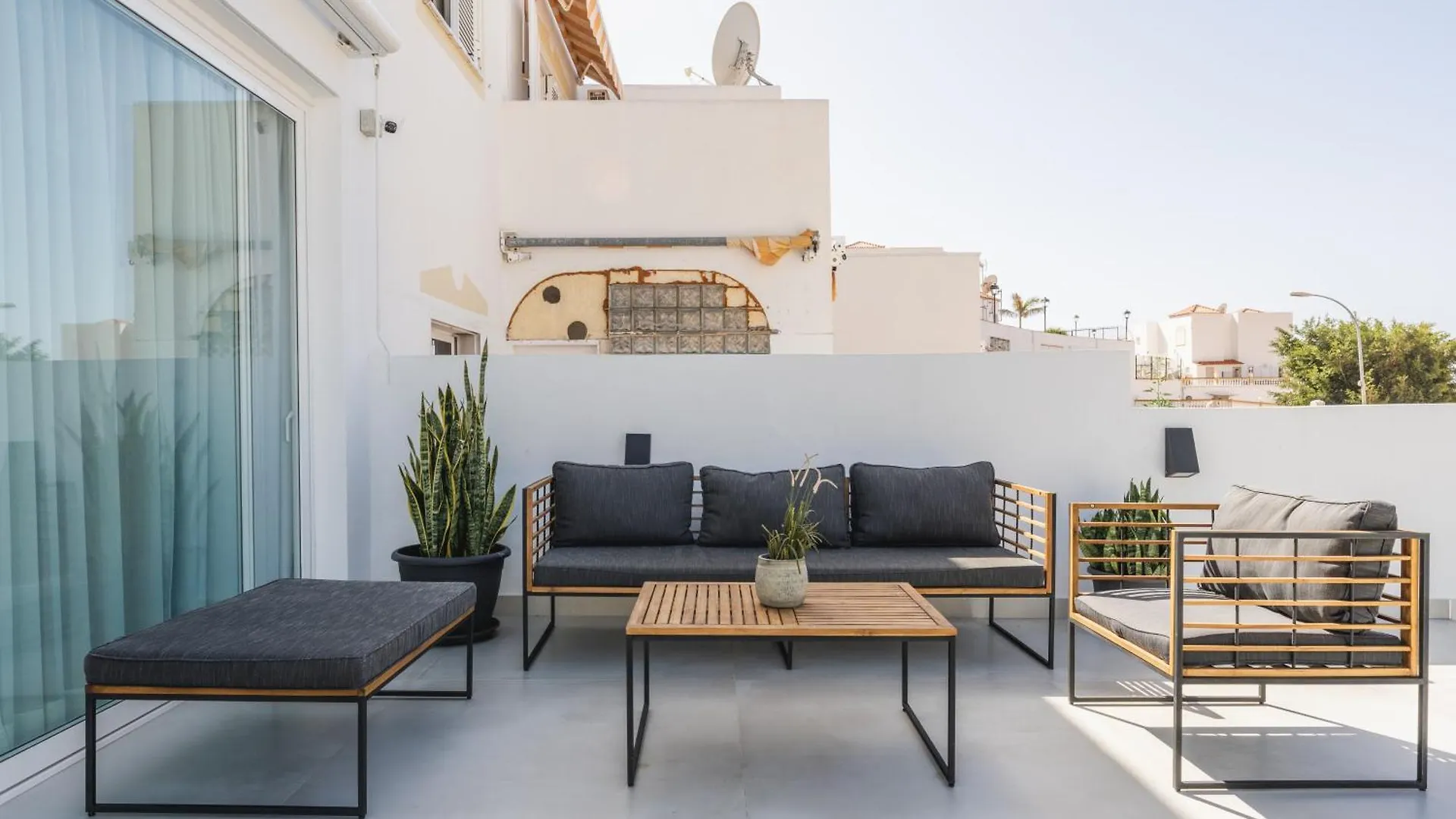 Designer Loft With Pool, With Gigantic Terrace And Private Parking & In The City Centre Costa Adeje  Costa Adeje (Tenerife)