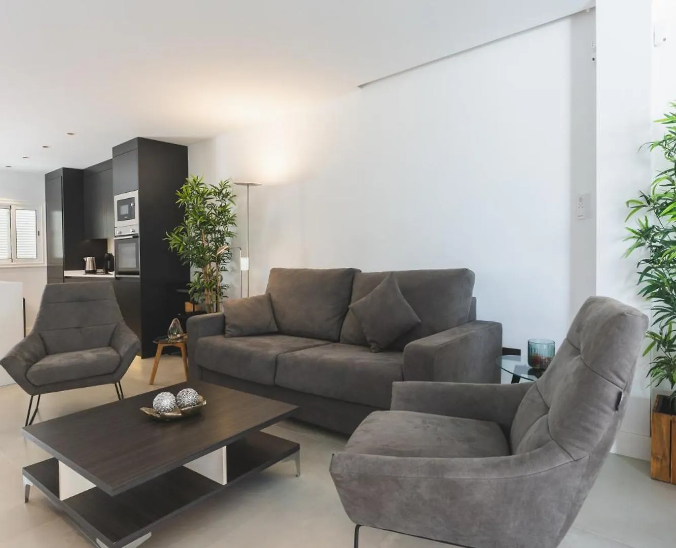 Designer Loft With Pool, With Gigantic Terrace And Private Parking & In The City Centre Costa Adeje